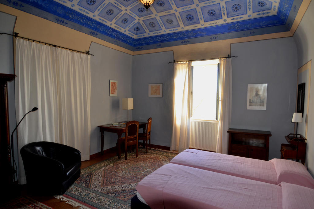 帕拉爵尼跨文化中心别墅酒店 渥尔特拉 客房 照片